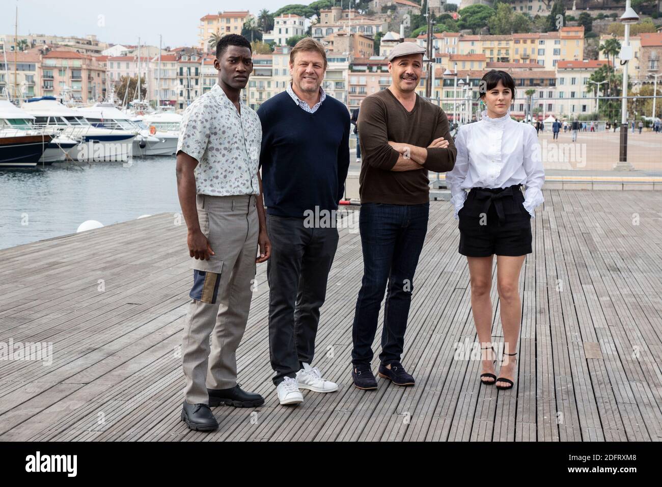 Sean Bean, Billy Zane, Phoebe Fox, Malachi Kirby pose at the photocall