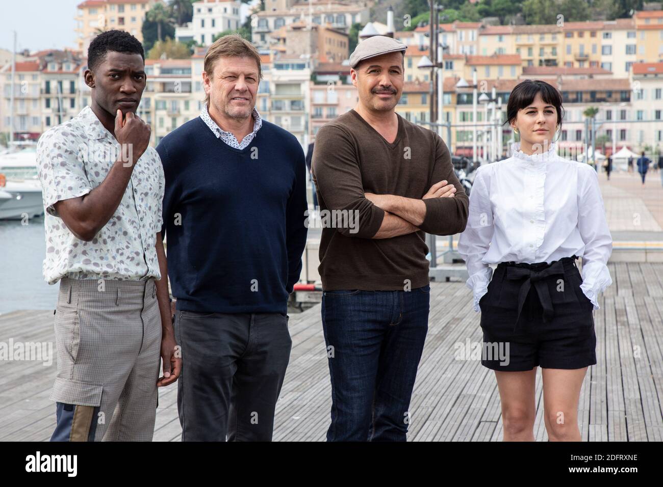 Sean Bean, Billy Zane, Phoebe Fox, Malachi Kirby pose at the photocall