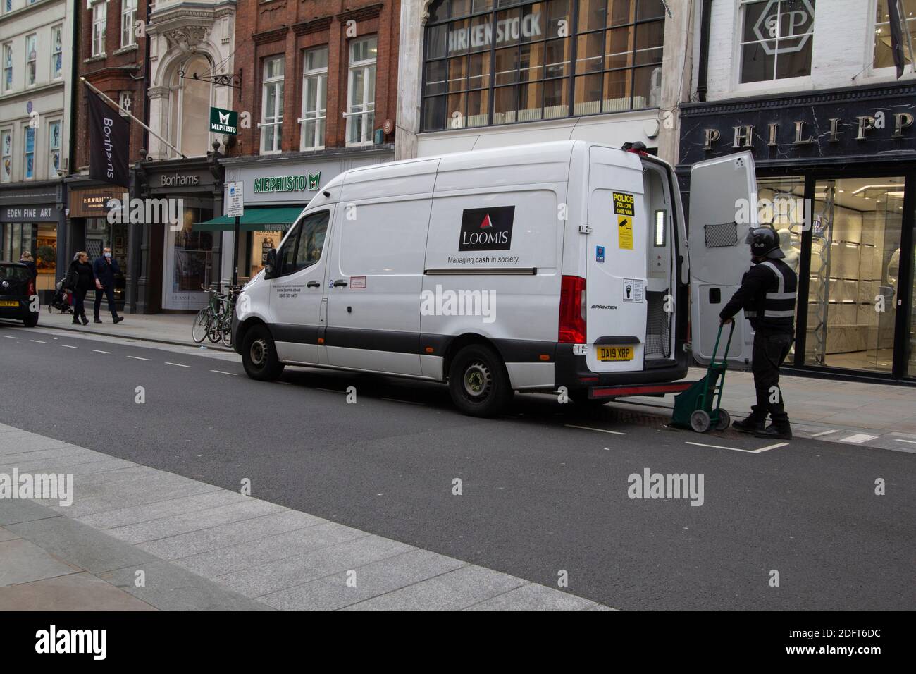 Loomis van, Loomis is a cash handling company Stock Photo Alamy