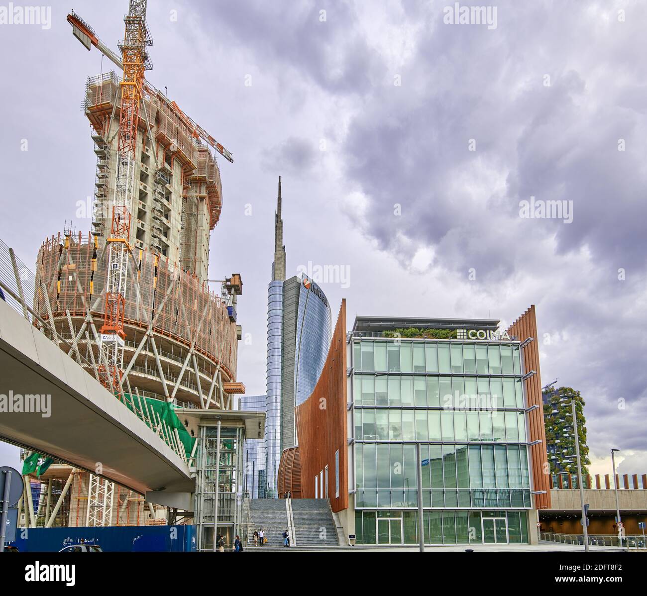 Unipol Building Unipol tower hi-res stock photography and images - Alamy