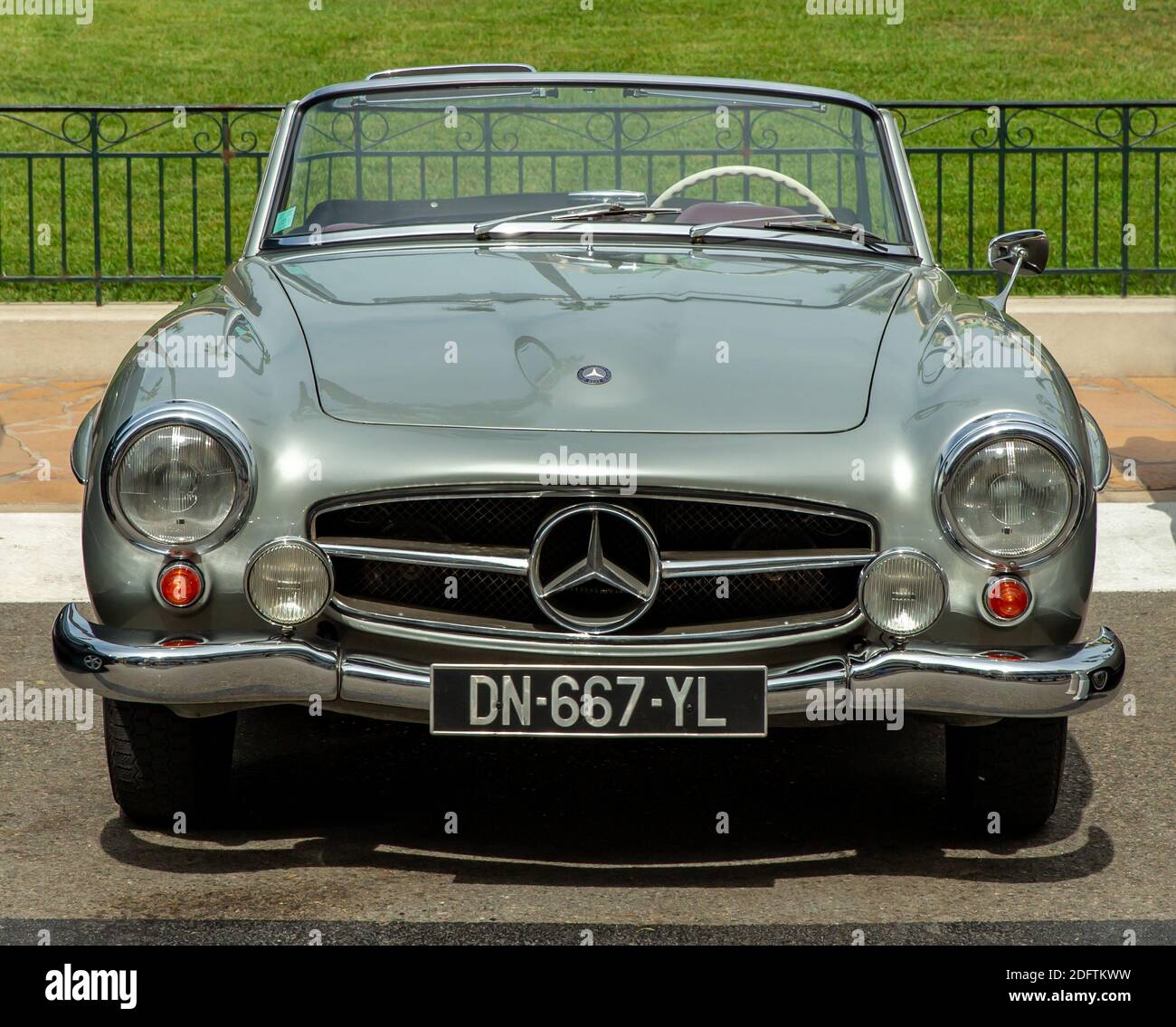 Monaco, Monte-Carlo, 09 july 2019: The retro car cabriolet Mercedes-Benz 300 SL, Rare car, Collection car, The place Casino, casino Monte-Carlo, cafe Stock Photo