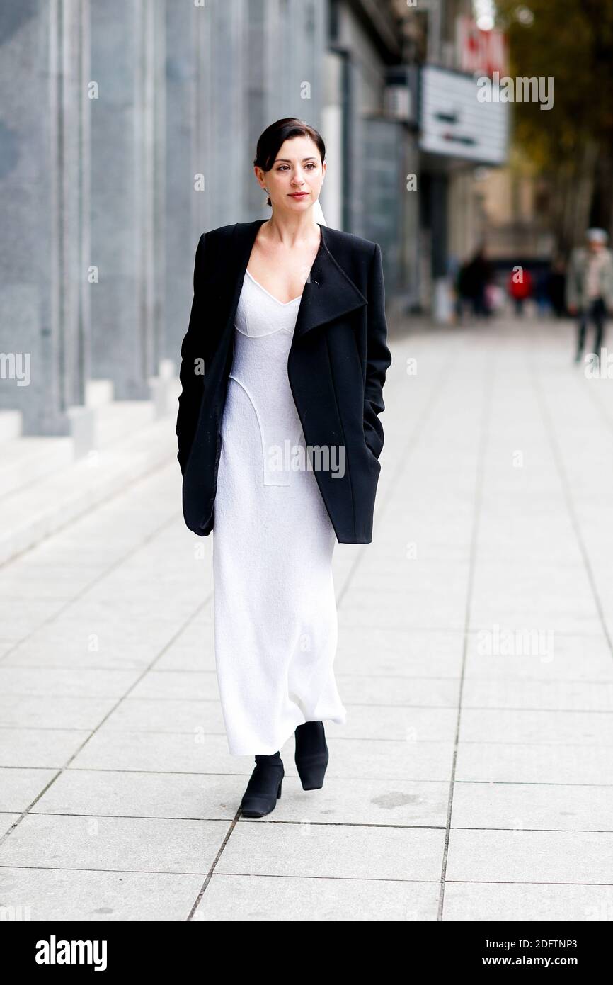 Robe manteau hi res stock photography and images Page 4 Alamy