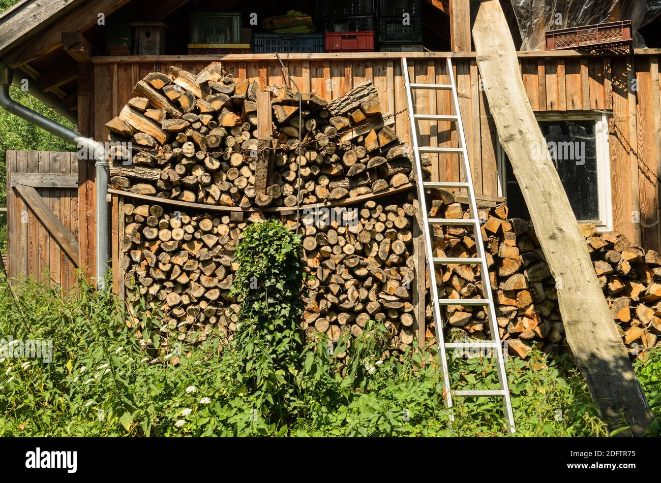 Fire wood store hut hires stock photography and images Alamy