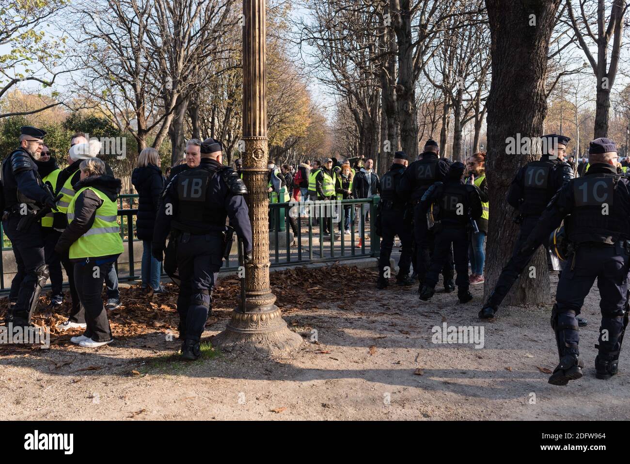 Roundabouts in france hires stock photography and images Alamy