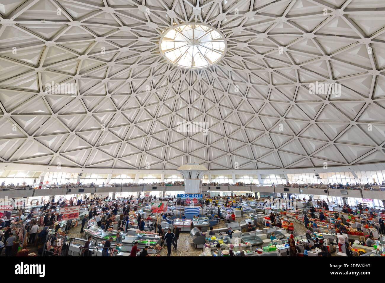 Chuqur tomoq katta xoroz