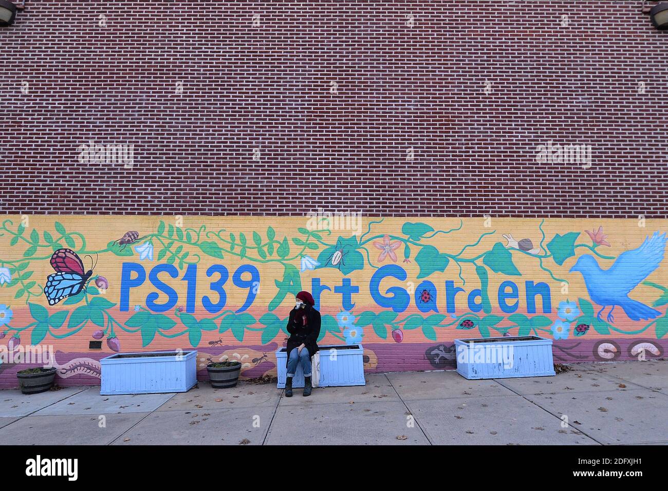 139 ps hires stock photography and images Alamy