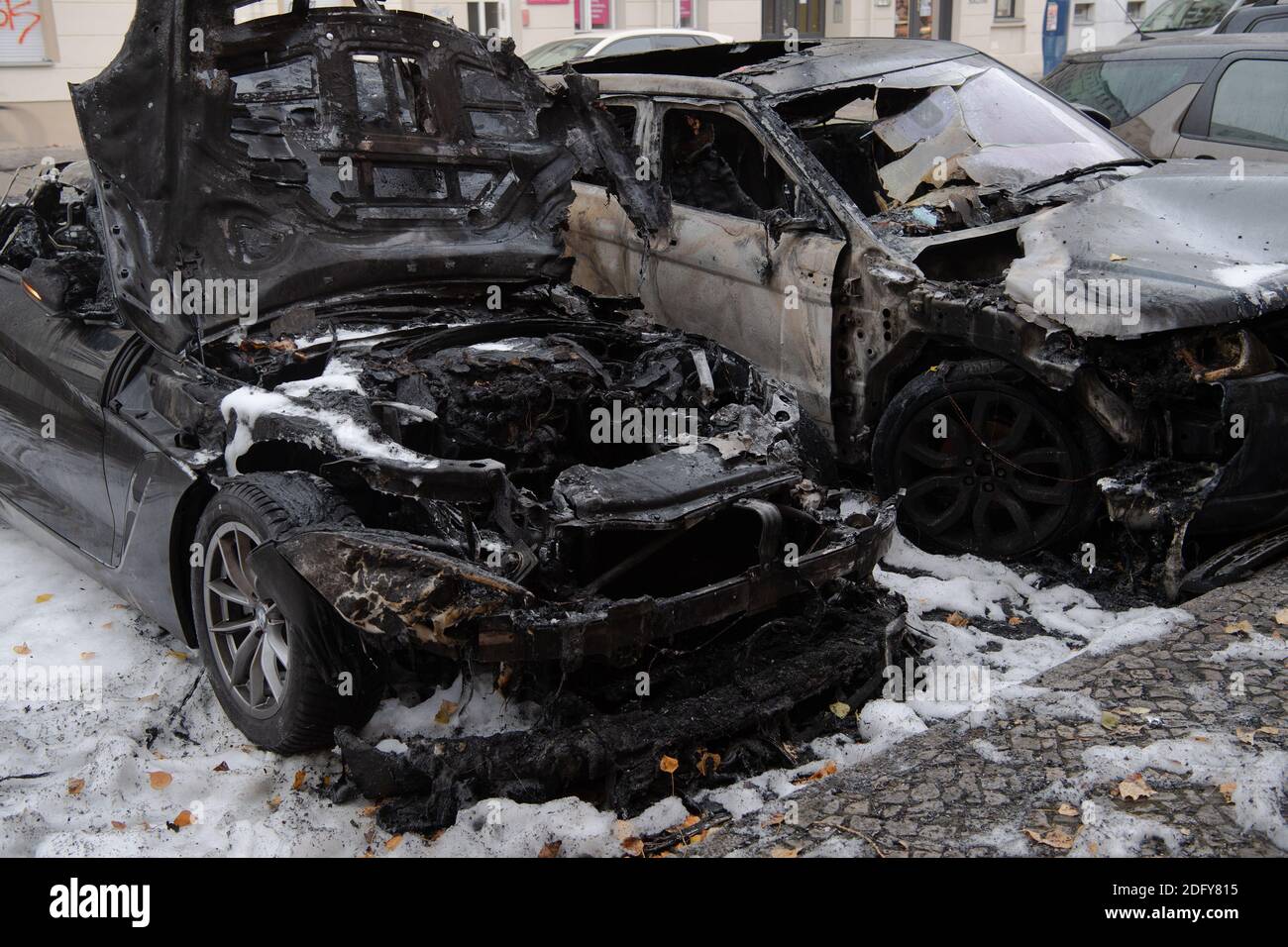 Berlin, Germany. 07th Dec, 2020. Burnt out cars are parked in the Knaackstraße. Not far from the Kulturbrauerei, six vehicles were on fire during the night. Vehicles also burned in Reinickendorf, Charlottenburg. An expert commissioner of the Berlin police has taken over the investigation. Credit: Paul Zinken/dpa/Alamy Live News Stock Photo