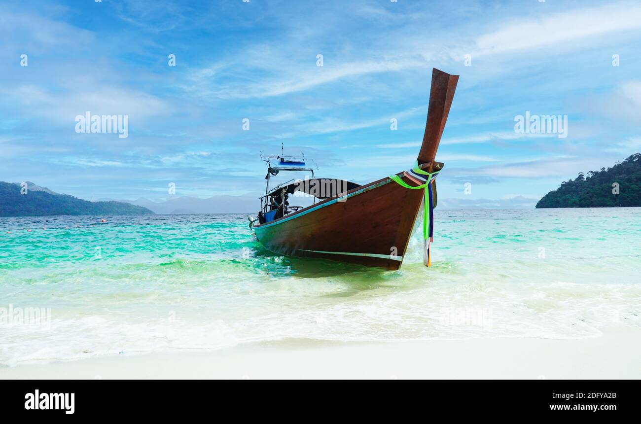 Tropical thai island hi-res stock photography and images - Alamy
