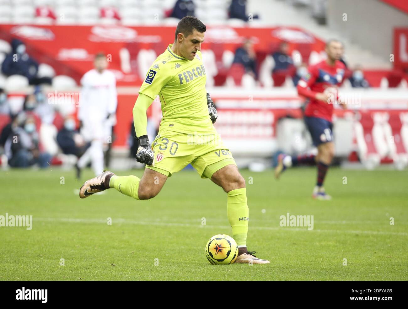 Goalkeeper of Monaco Vito Mannone during the French championship Ligue 1 football match between Lille OSC and AS Monaco on Decem / LM Stock Photo