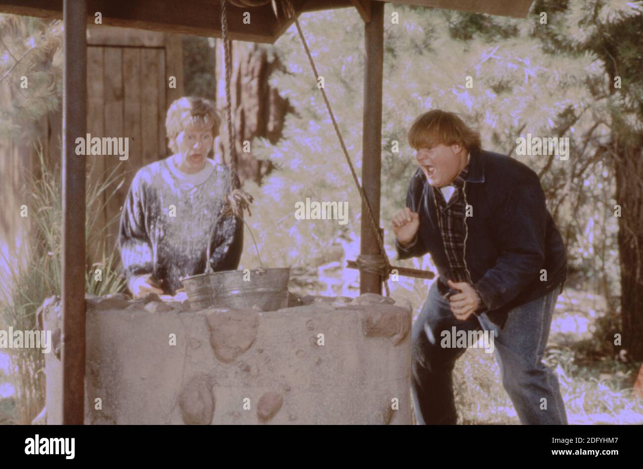 Chris Farley portrays Mike Donnelly (r) in the movie Black Sheep Stock Photo