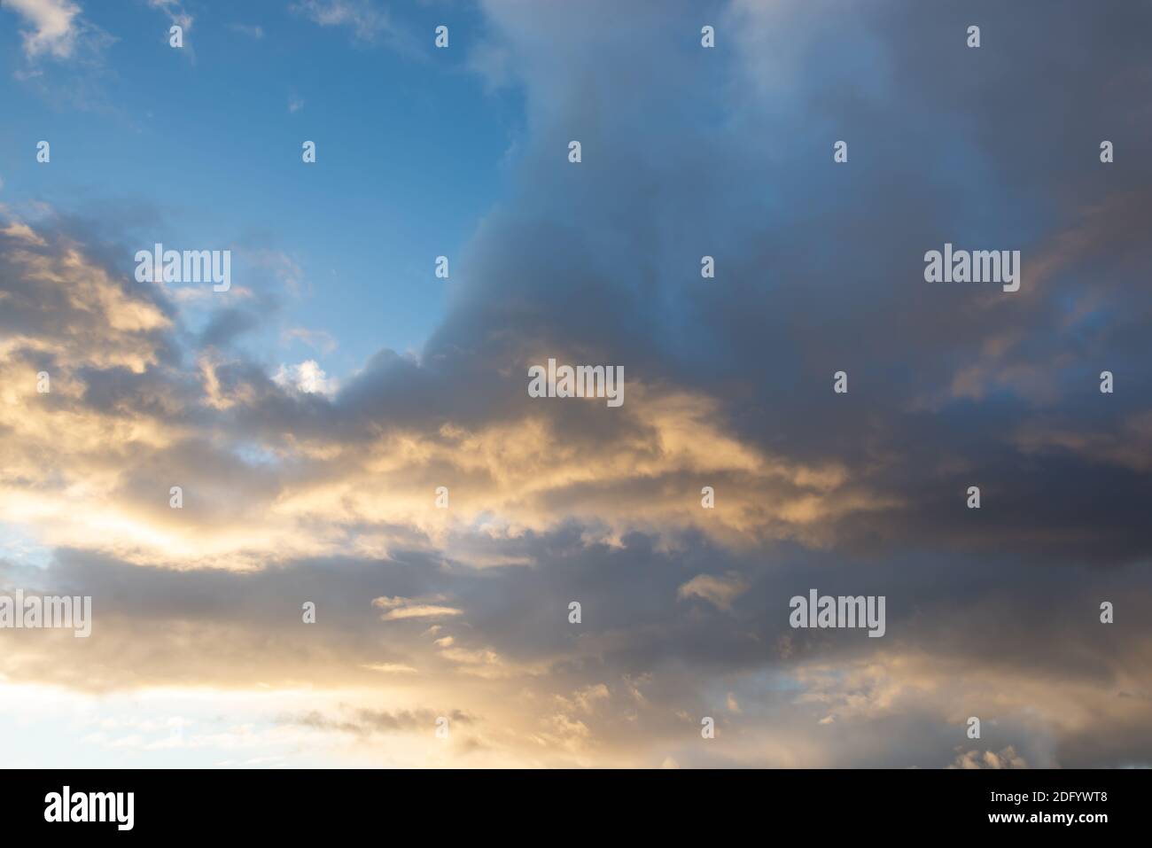 Beautiful sky with clouds at sunset, sky remplacement, nature background Stock Photo