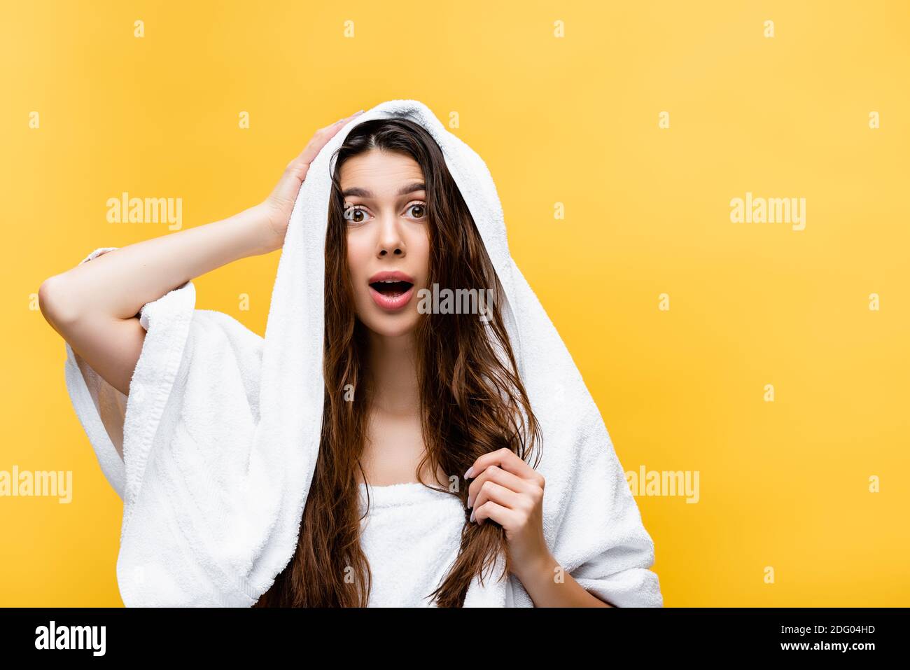 Woman wet hair towel hires stock photography and images Alamy