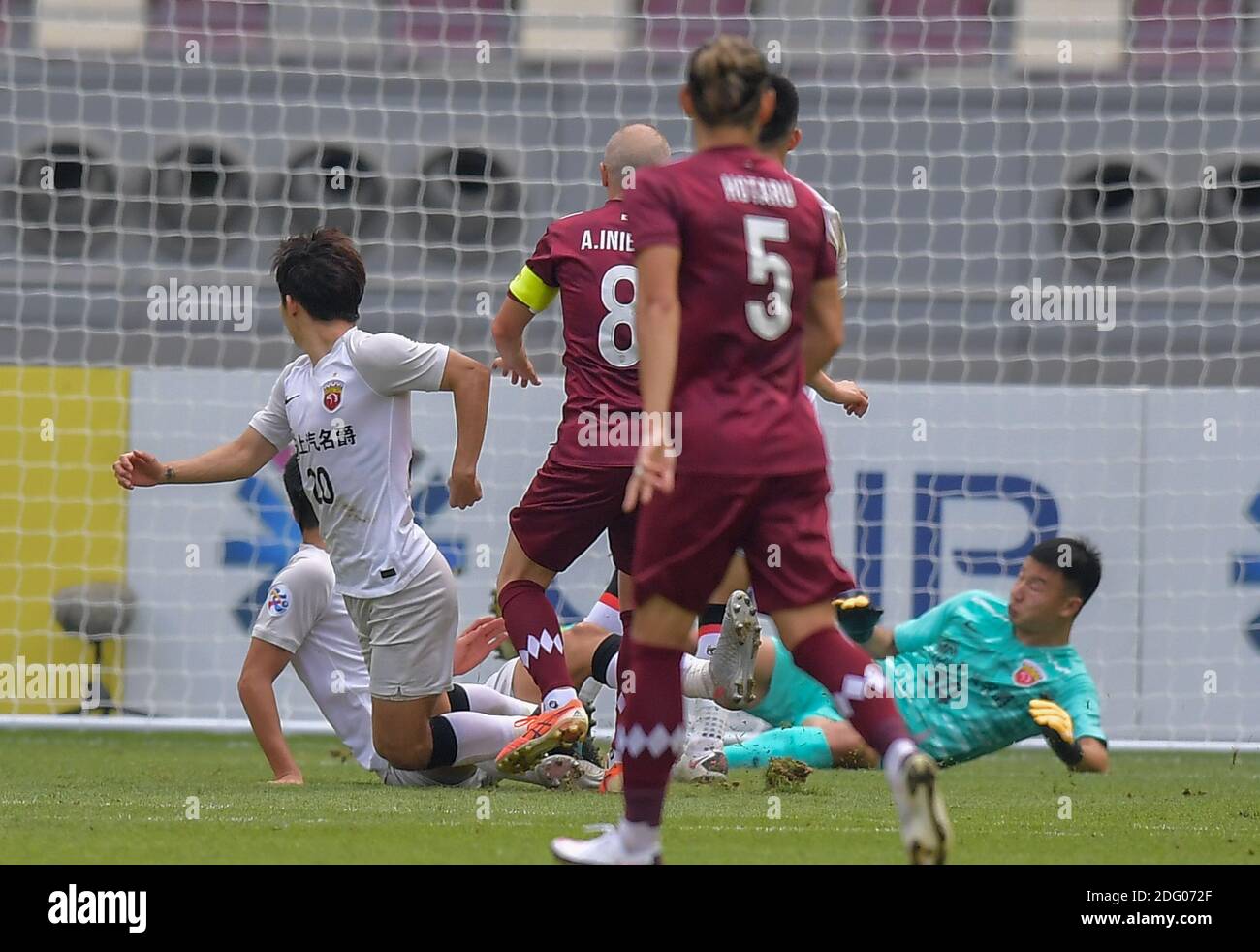 Doha, Qatar. 7th Dec, 2020. Andres Iniesta of Vissel Kobe scores his goal during the round of 16 match of the AFC Champions League between Shanghai SIPG FC of China and Vissel Kobe of Japan in Doha, Qatar, Dec. 7, 2020. Credit: Nikku/Xinhua/Alamy Live News Stock Photo