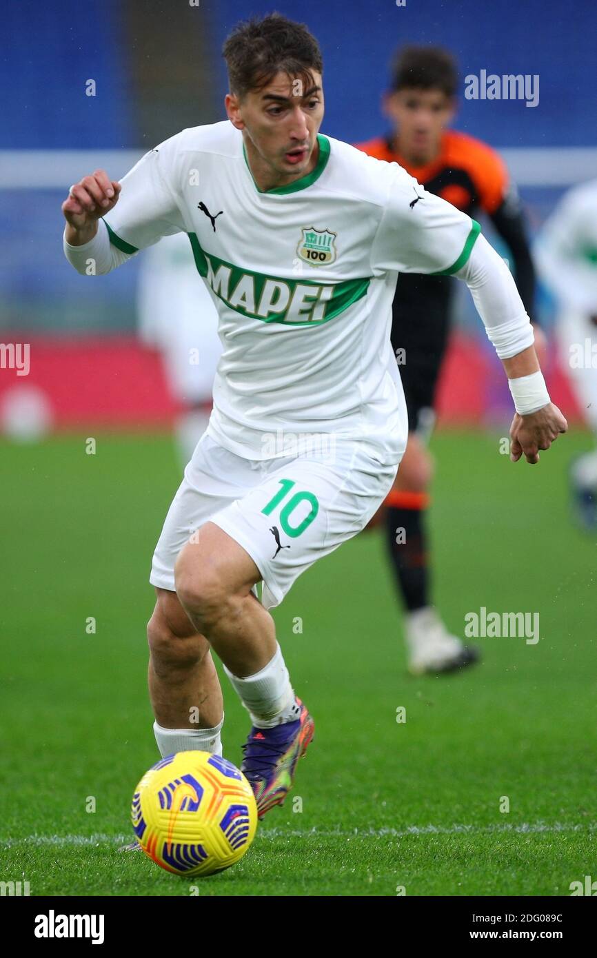 Filip Djuricic of Sassuolo in action during the Italian championship Serie A football match between AS Roma and US Sassuolo Calcio on December 6, 2020 at Stadio Olimpico in Rome, Italy - Photo Federico Proietti / DPPI / LM Stock Photo