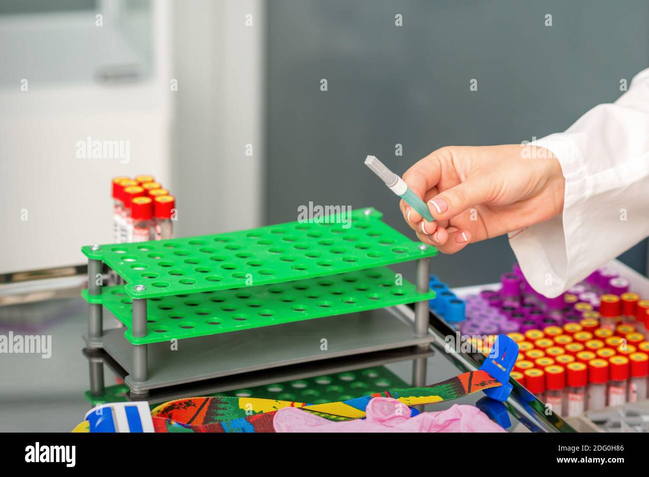 Doctor Sampling Female doctor's hands prepare tools for blood sampling in the lab Stock ...