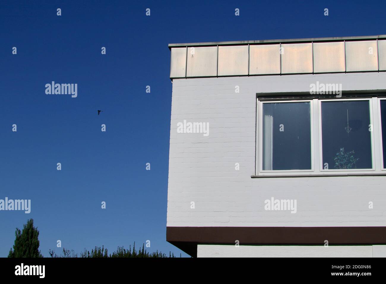 Blue house building object hi-res stock photography and images - Alamy