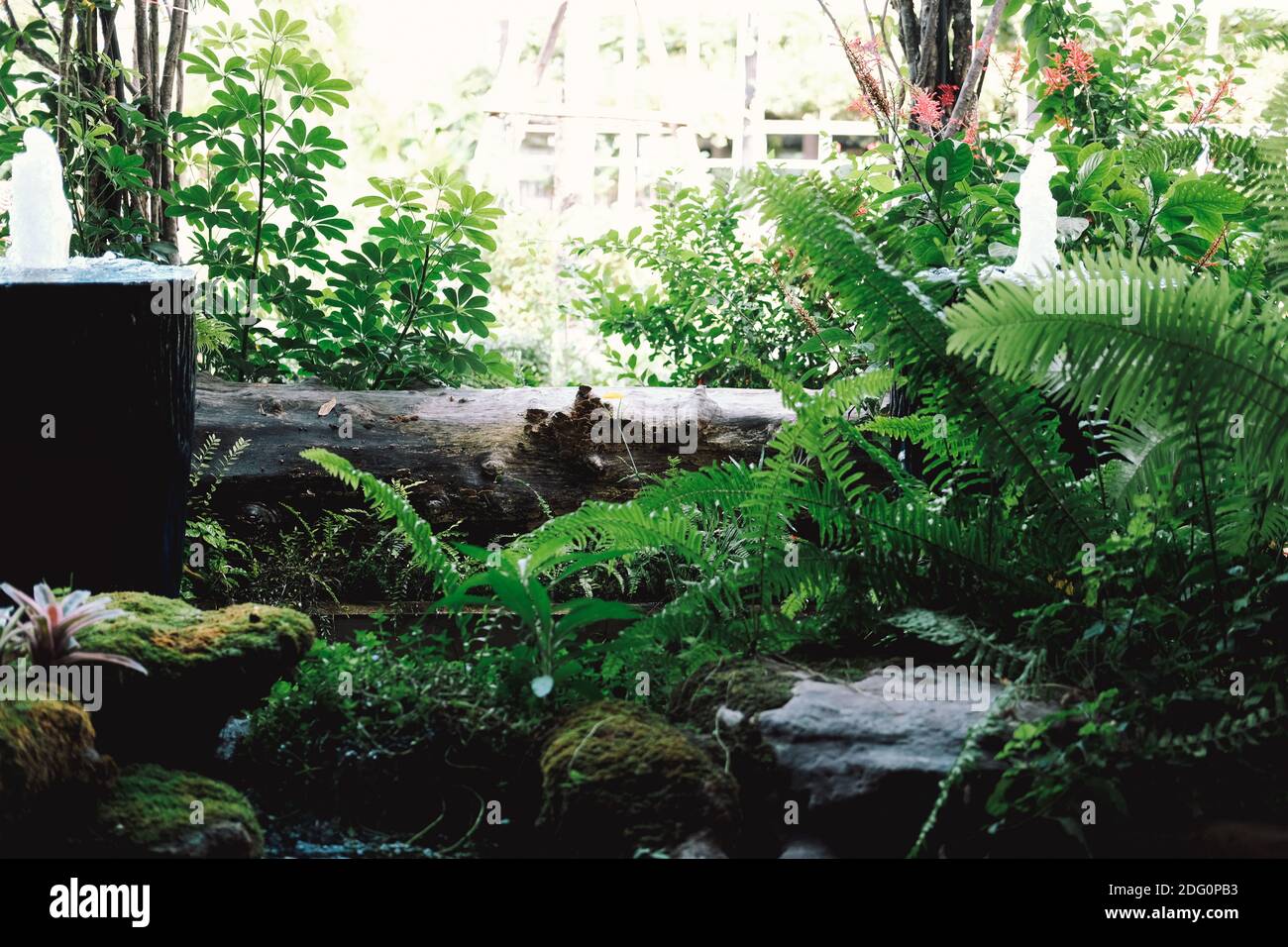 Greenleaves Garden Decor