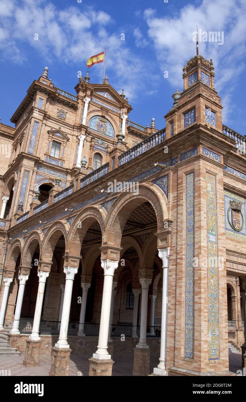 Seville monument hi-res stock photography and images - Alamy