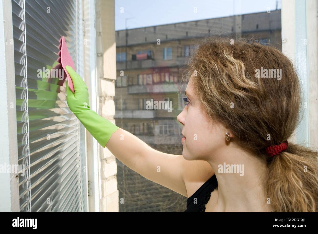 Fluid cleaning hi-res stock photography and images - Alamy