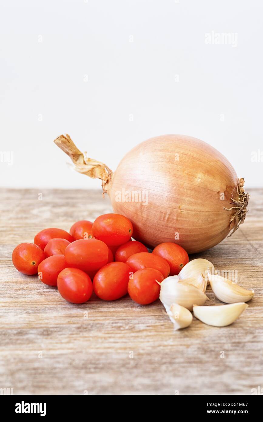 Onion garlic hi-res stock photography and images - Alamy