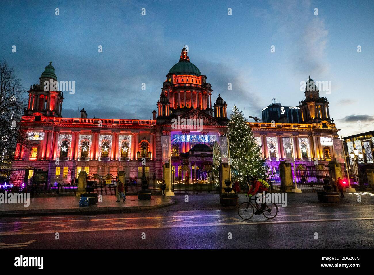 Belfast City Hall Christmas lights Stock Photo Alamy