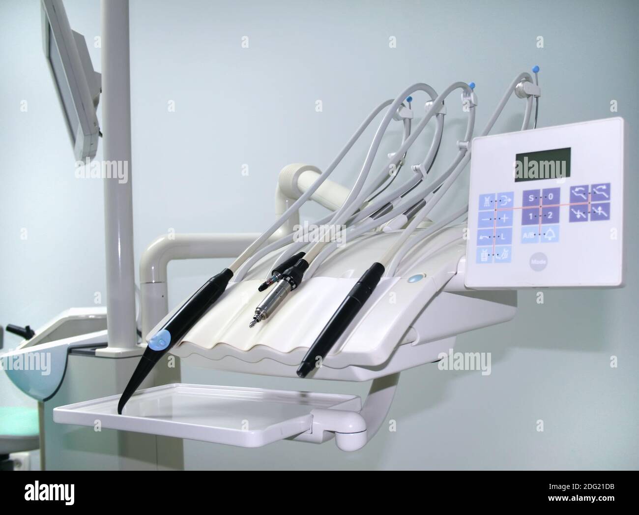 Tray of dental instruments hires stock photography and images Alamy