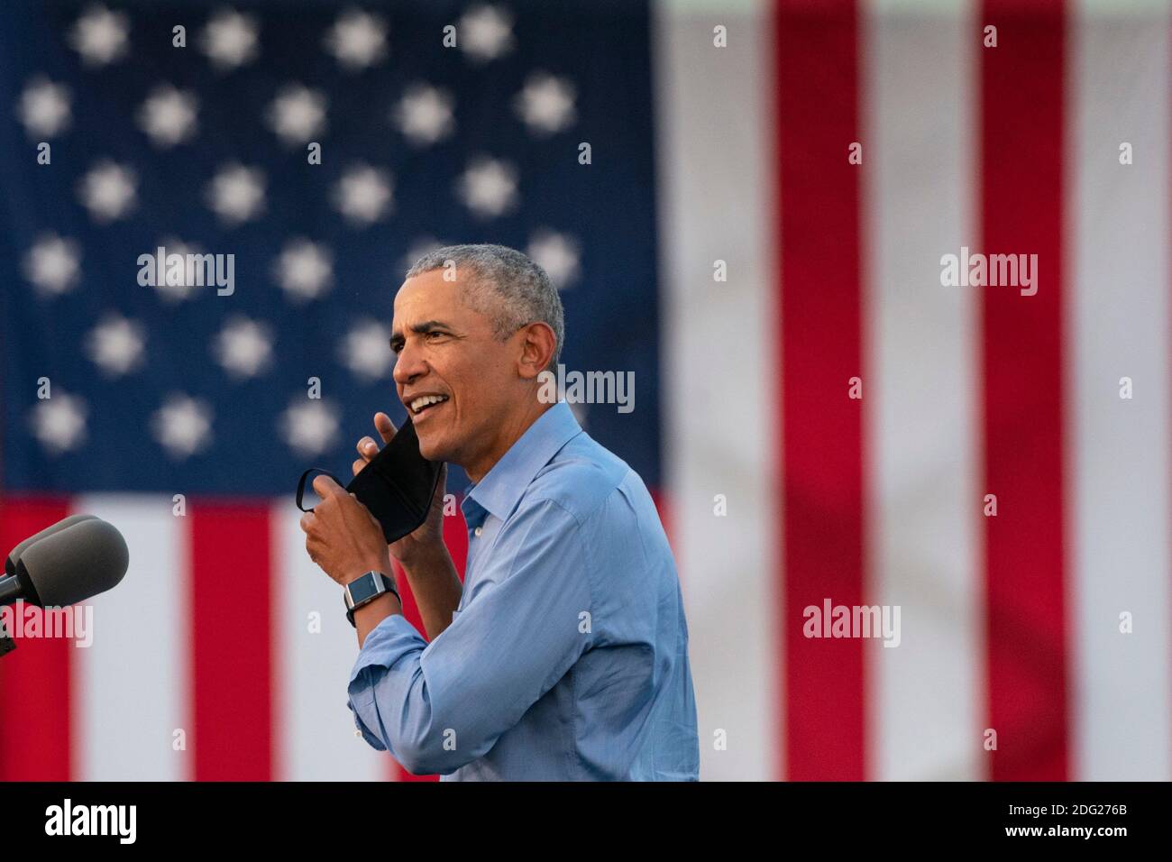 Philadelphia, Pennsylvania, USA. 21st Oct, 2020. Former US President Barack Obama addresses Biden-Harris supporters during a drive-in rally in Philadelphia, Pennsylvania on October 21, 2020. - Former US president Barack Obama hit the campaign trail for Joe Biden today in a bid to drum up support for his former vice president among young Americans and Black voters in the final stretch of the White House race. Credit: Alex Edelman/ZUMA Wire/Alamy Live News Stock Photo