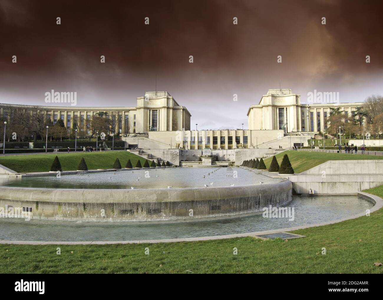 Jardins du Trocadero, Paris Stock Photo - Alamy