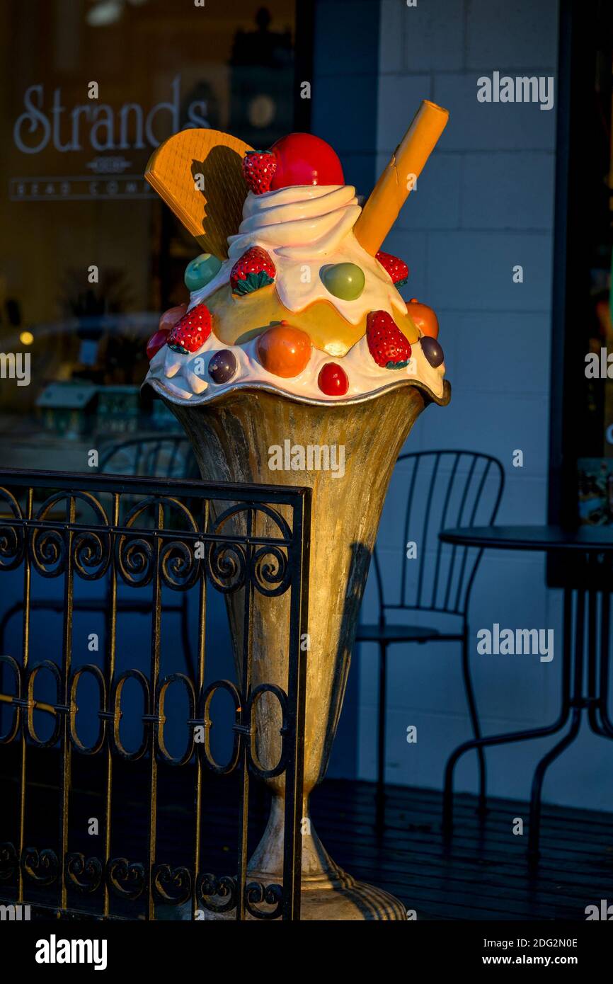 Ice Cream sundae fixture outside ice cream parlour Stock Photo