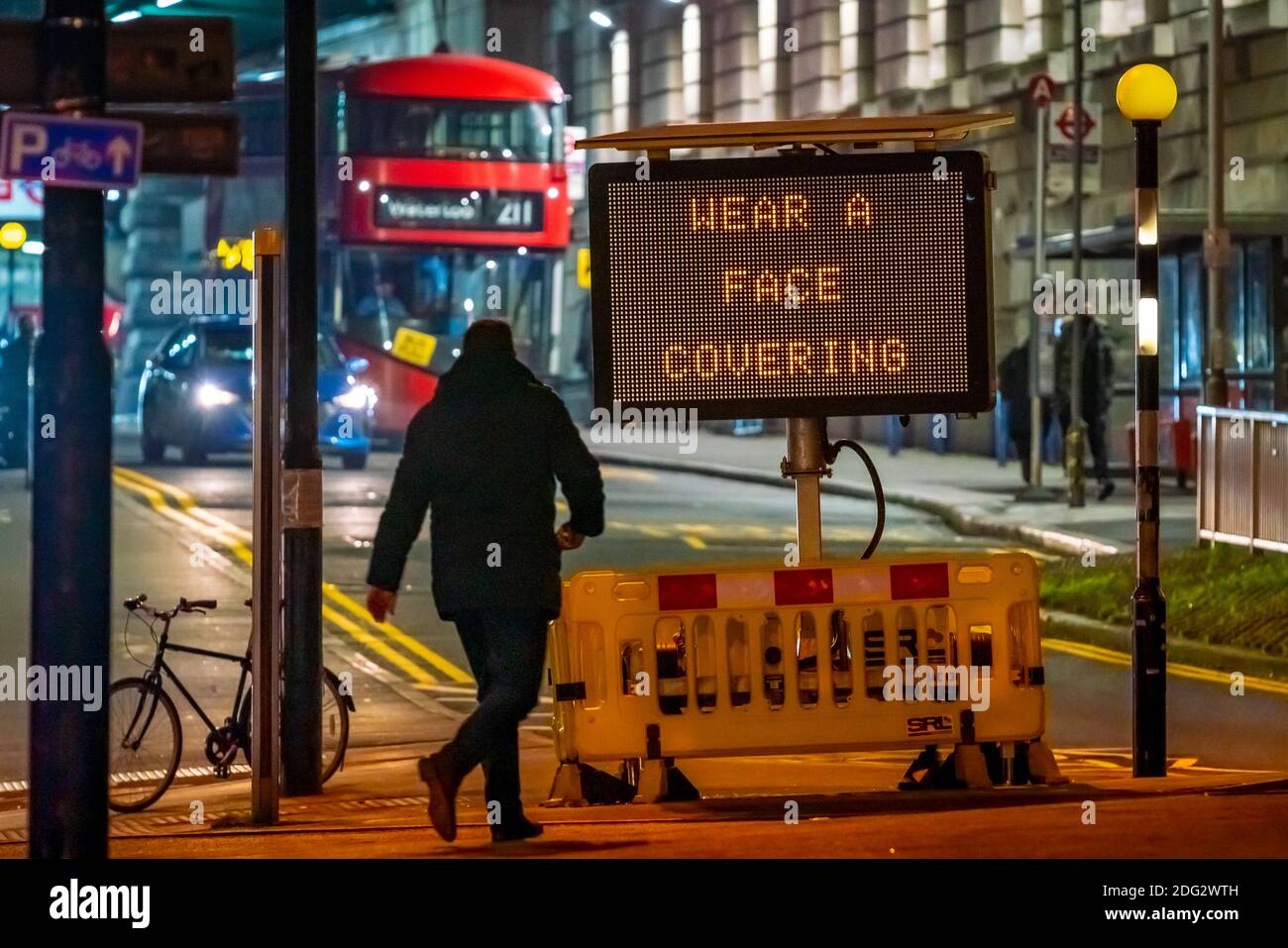 London, UK. 7th Dec 2020. Coronavirus: Rush Hour outside Waterloo Station. Face coverings remain in place for all users of city public transport. Credit: Guy Corbishley/Alamy Live News Stock Photo