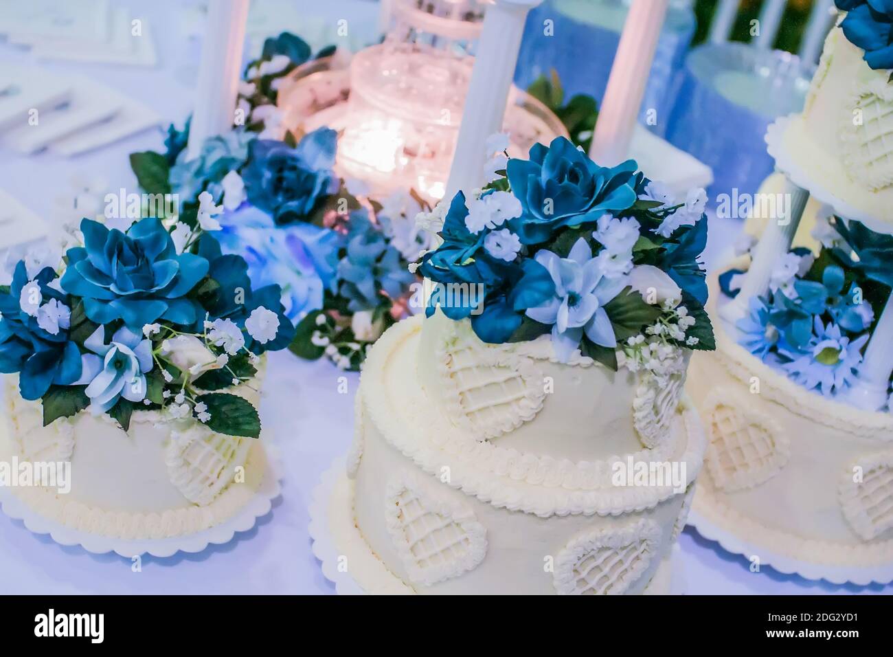 Wedding cake with fountain Stock Photo Alamy