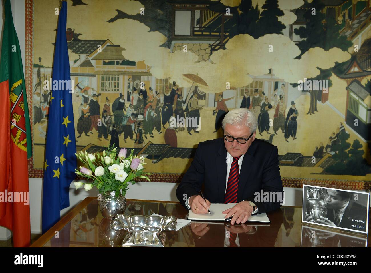 Steinmeier signs condolence book in memory of Portuguese EusÃ©bio. Stock Photo