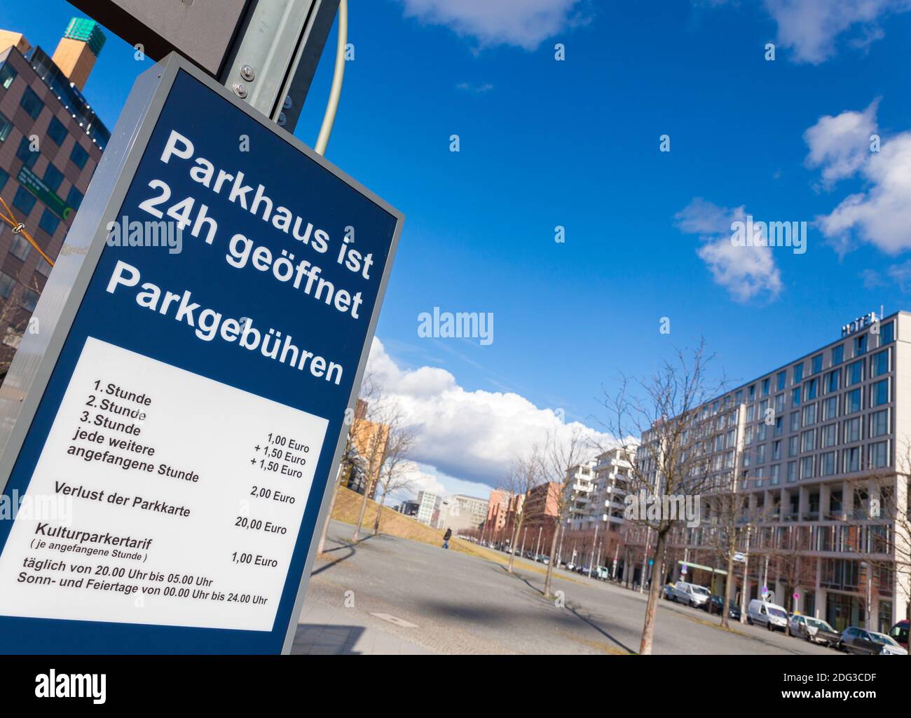 parkhaus rewe & senioren residenz