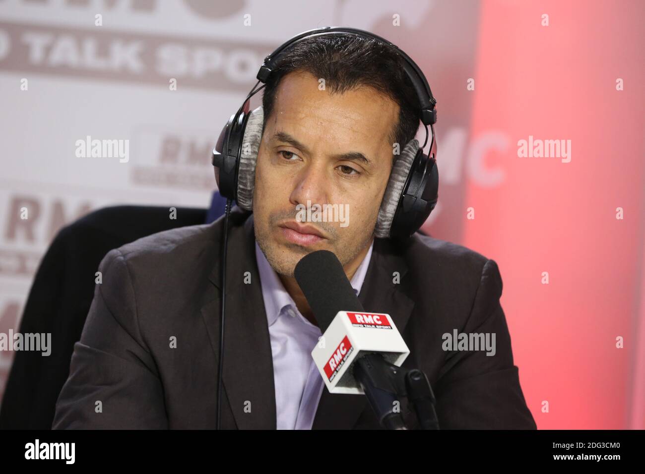 Arab Ali Rmc Exclusive - Ali Benarbia at the 'Les Grandes Gueules du Sport' talk ...