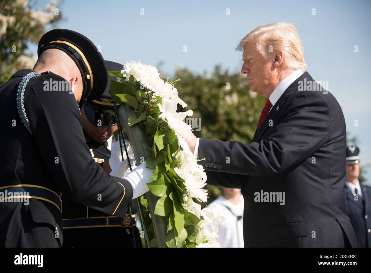 U.S. President Donald Trump places a wreath at the 9/11 Memorial during the anniversary Observance Ceremony at the Pentagon September 11, 2017 in Washington, DC. Stock Photo