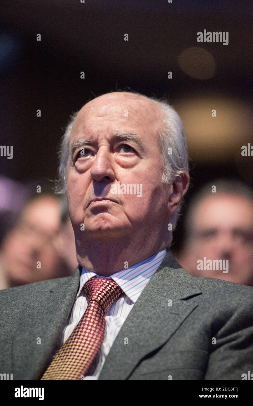 Balladur edouard hi-res stock photography and images - Page 5 - Alamy