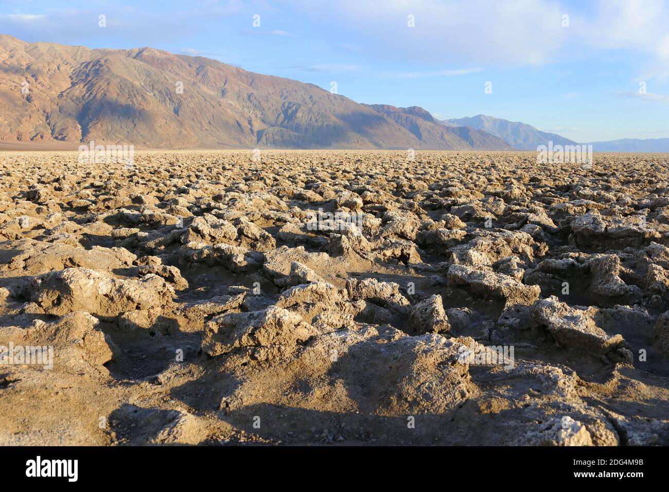 Death valley devil's golf course hi-res stock photography and images ...