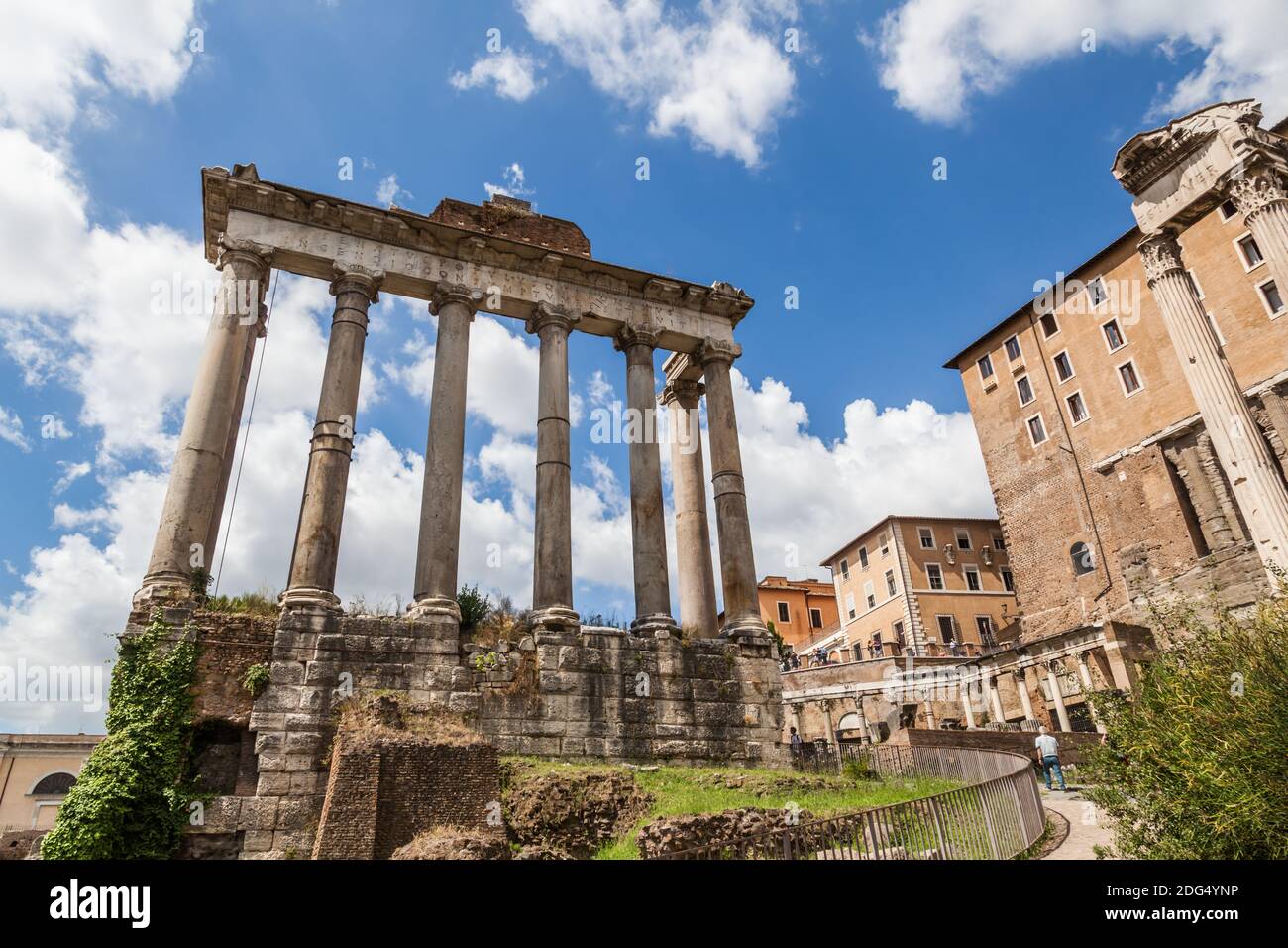 Columns ancient rome hi-res stock photography and images - Alamy
