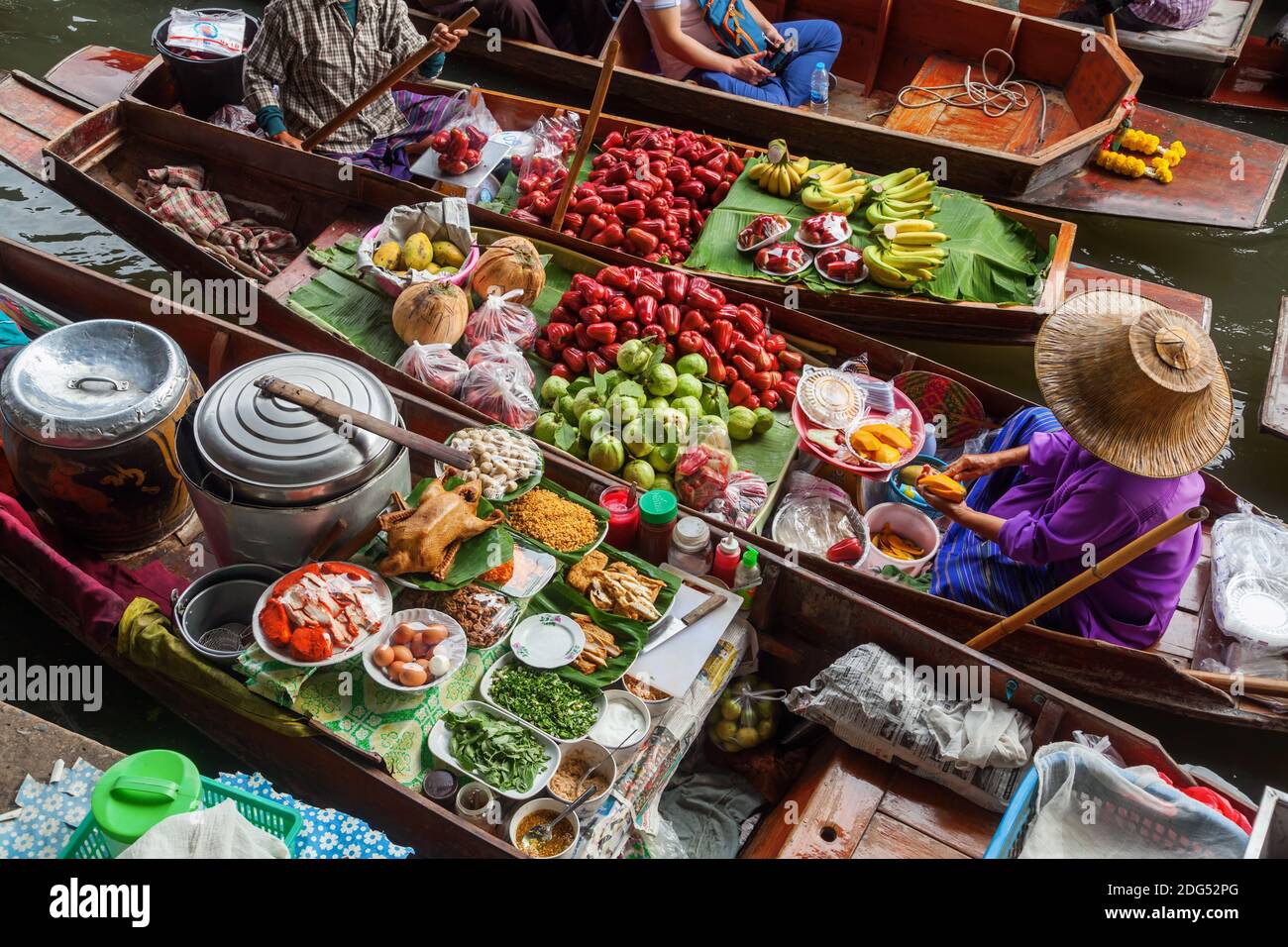 Bangkok Thailand Floating Market Hi res Stock Photography And Images bangkok-thailand-floating-market-hi-res-stock-photography-and-images