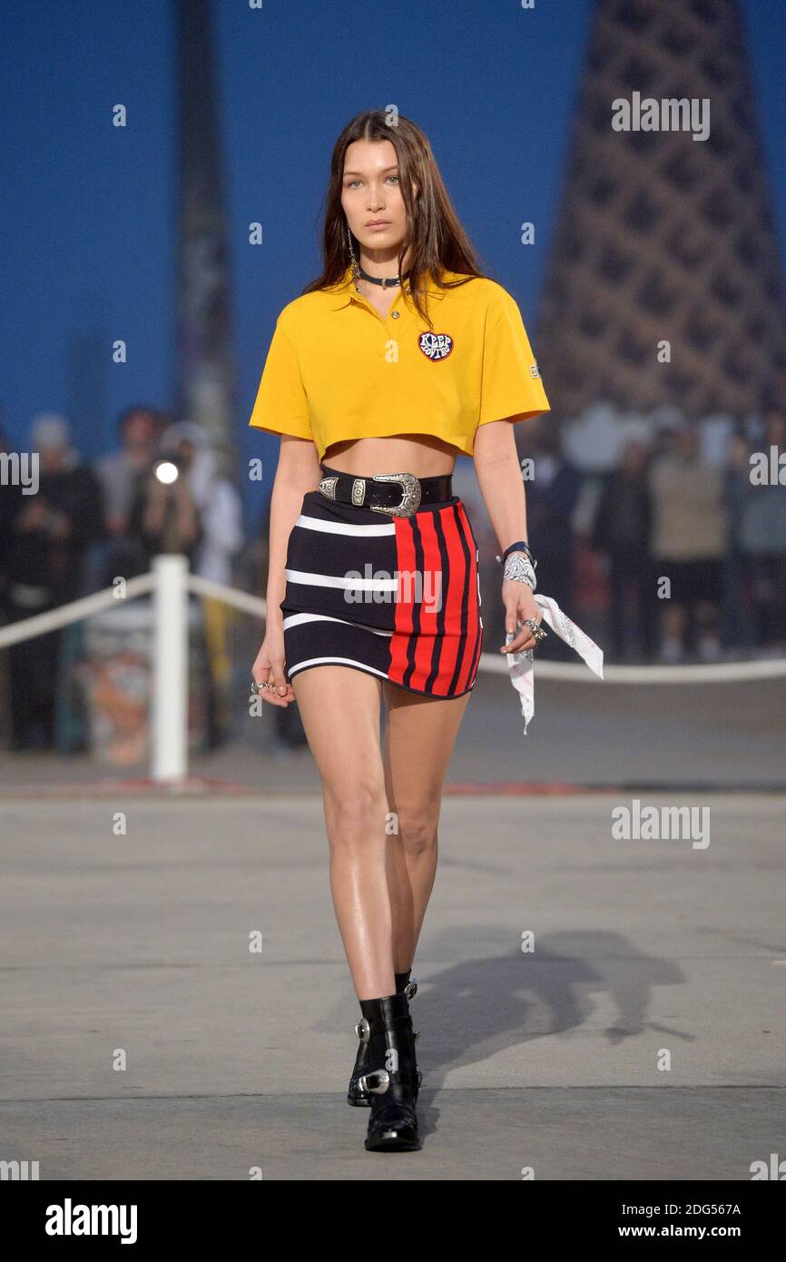 Bella Hadid walks the runway at the TommyLand Tommy Hilfiger Spring 2017 Fashion Show on February 8, 2017 Venice, Los Angeles, CA, USA. Photo by Lionel Hahn/ABACAPRESS.COM Stock Photo - Alamy