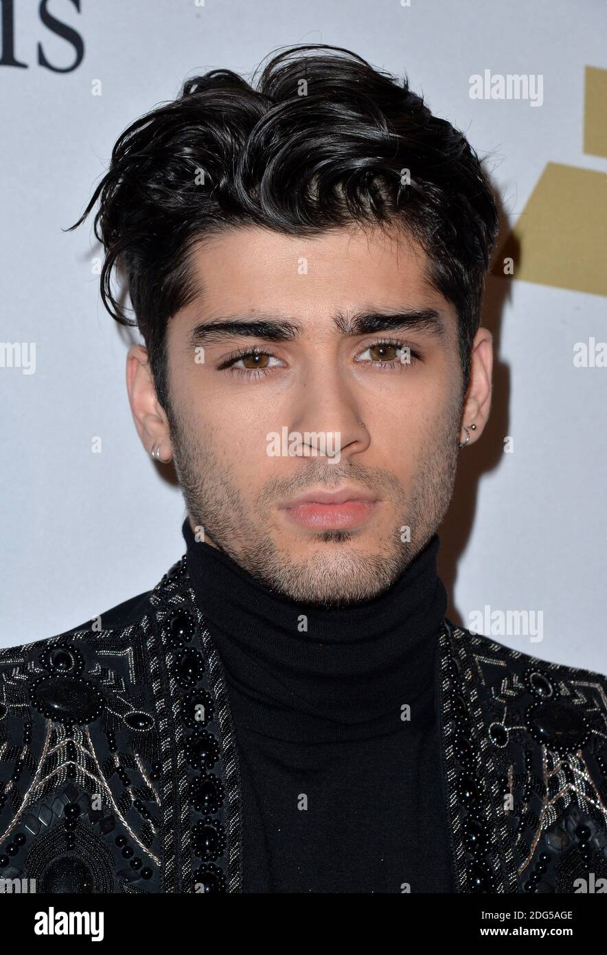 2017 zayn malik hi-res stock photography and images - Alamy, image size:884x1390