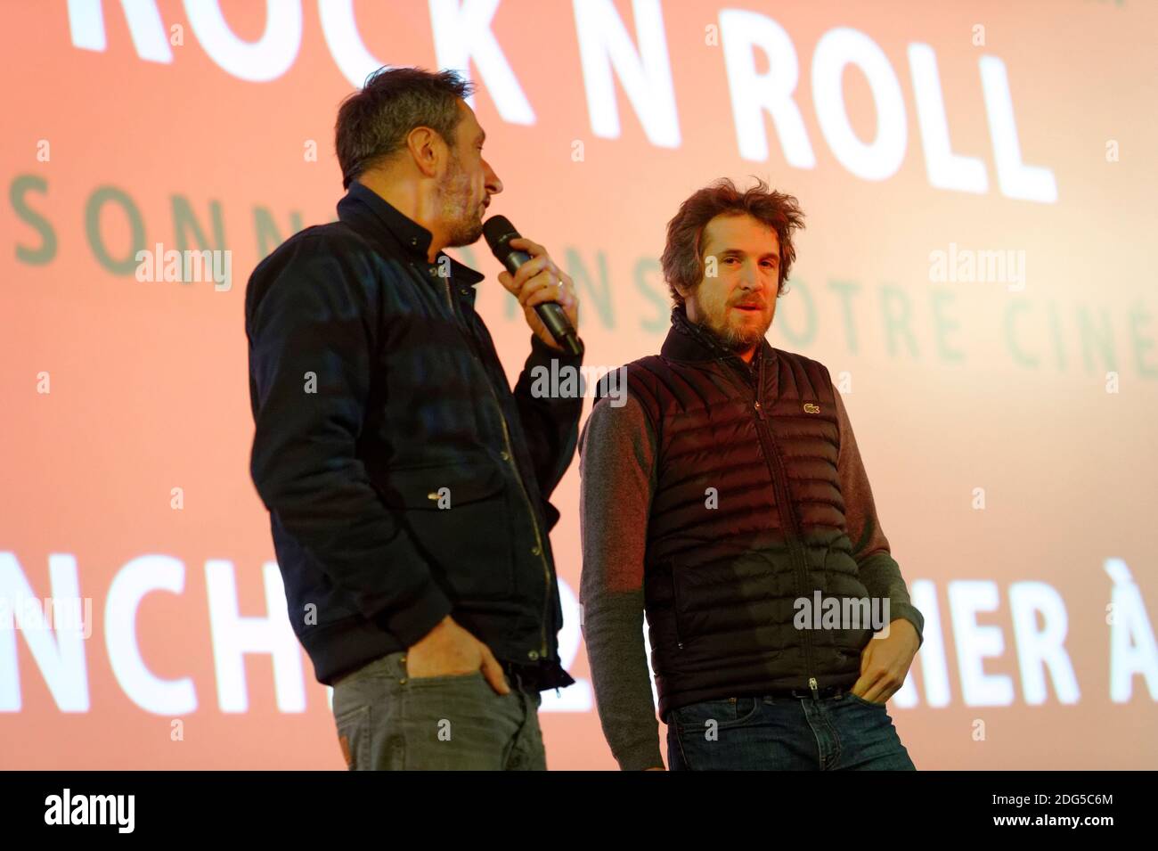 Guillaume Canet (D) et Rodolphe Lauga se sont rendus au cinema Le Majestic  pour presenter en avant-premiere le dernier film de Canet, Rock N Roll, le  12 fevrier 2017 a Jaux, pres