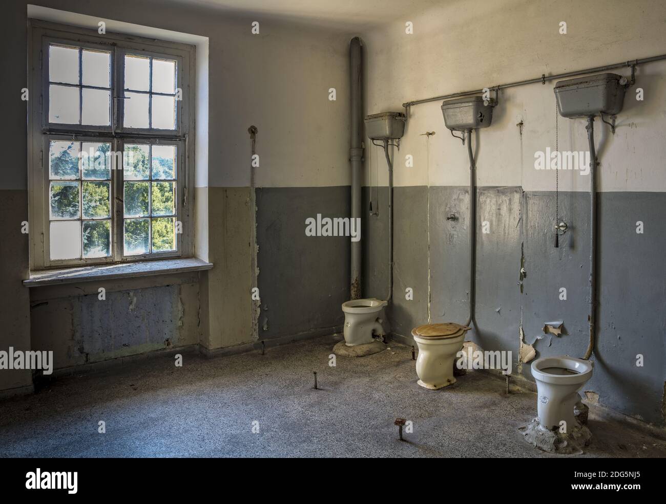 Toilet room hires stock photography and images Alamy