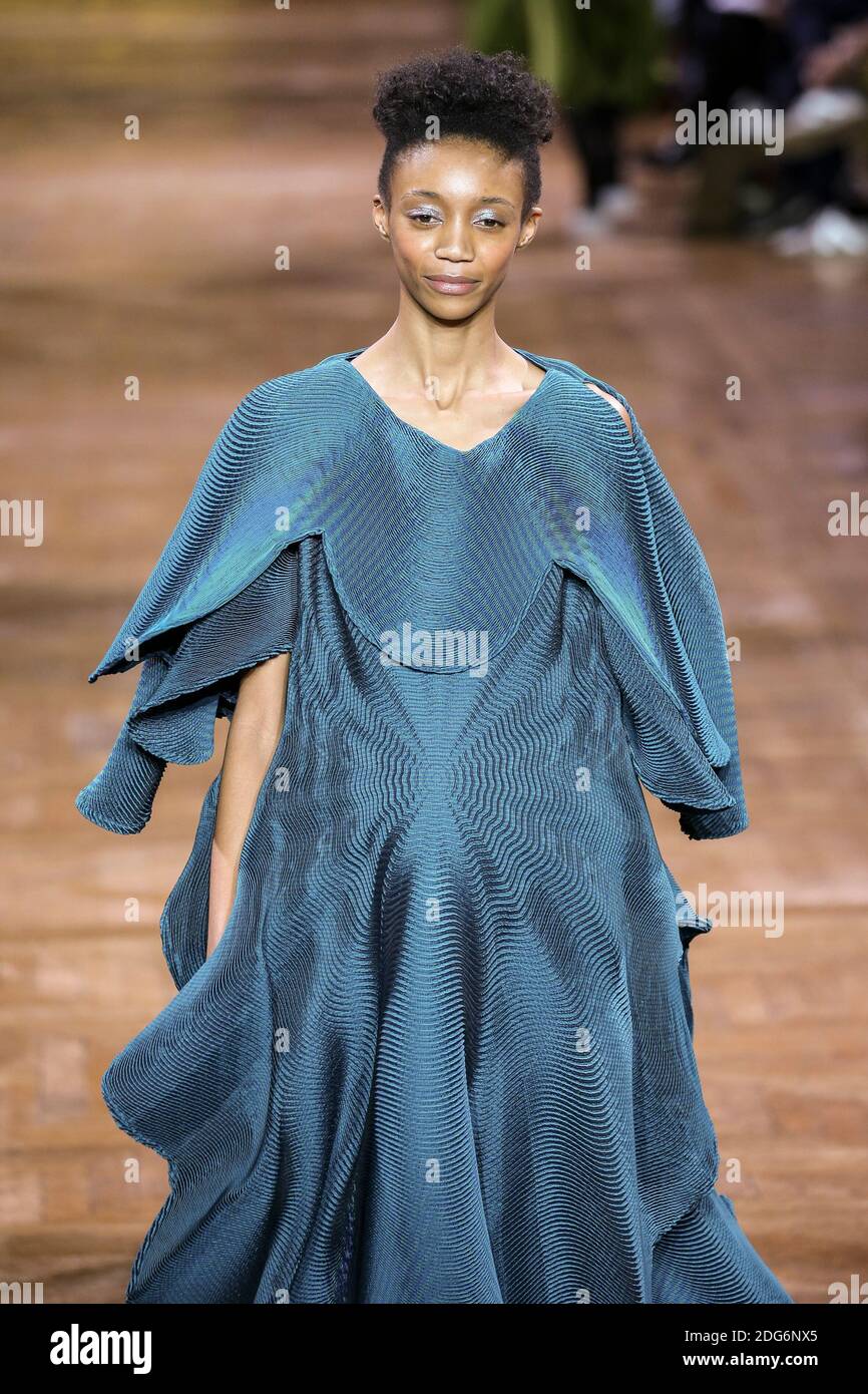 Model walks on the runway during the issey Miyake Fashion Show at FW17 held in Paris, France on March 4, 2017. Photo by Alain Gil Gonzalez/ABACAPRESS.COM Stock Photo