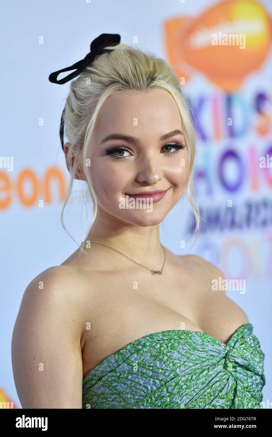 Dove Cameron attends the Nickelodeon's 2017 Kids' Choice Awards at USC  Galen Center on March 11, 2017 in Los Angeles, California. Photo by Lionel  Hahn/ABACAUSA.COM Stock Photo - Alamy