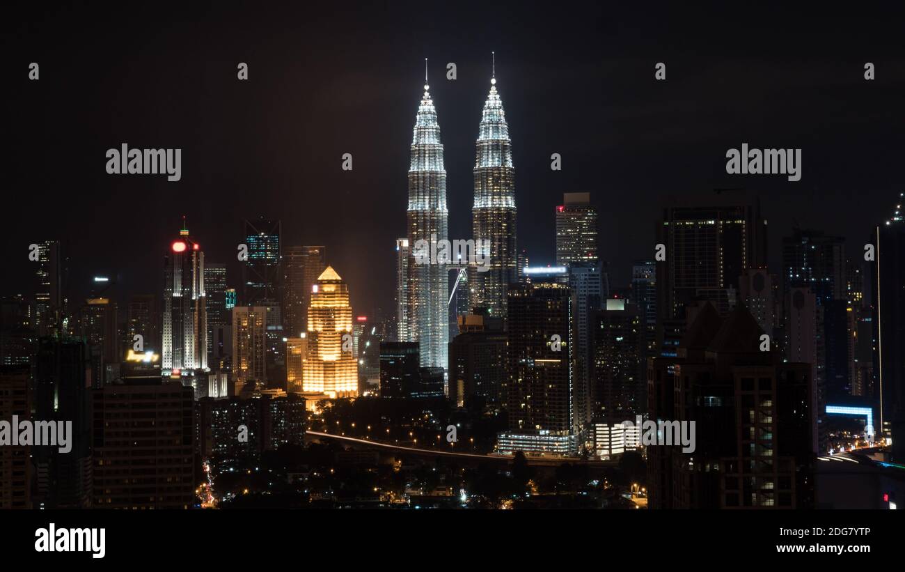 night-in-kuala-lumpur-malaysia-stock-photo-alamy