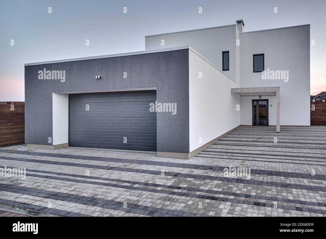 Country house in modern style Stock Photo - Alamy