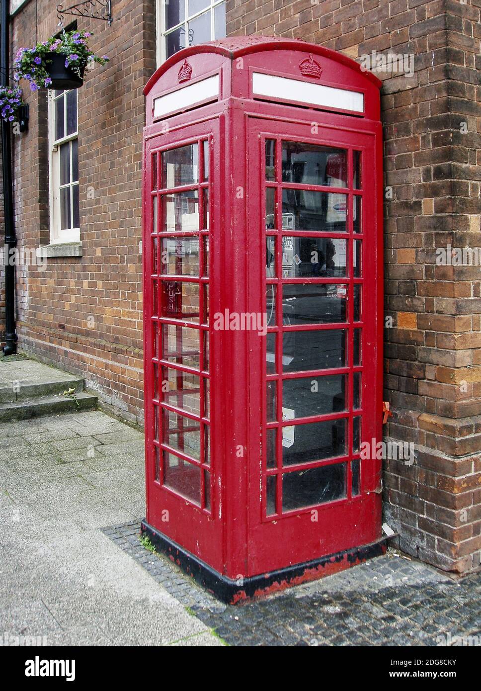 Telephone boot hi-res stock photography and images - Alamy