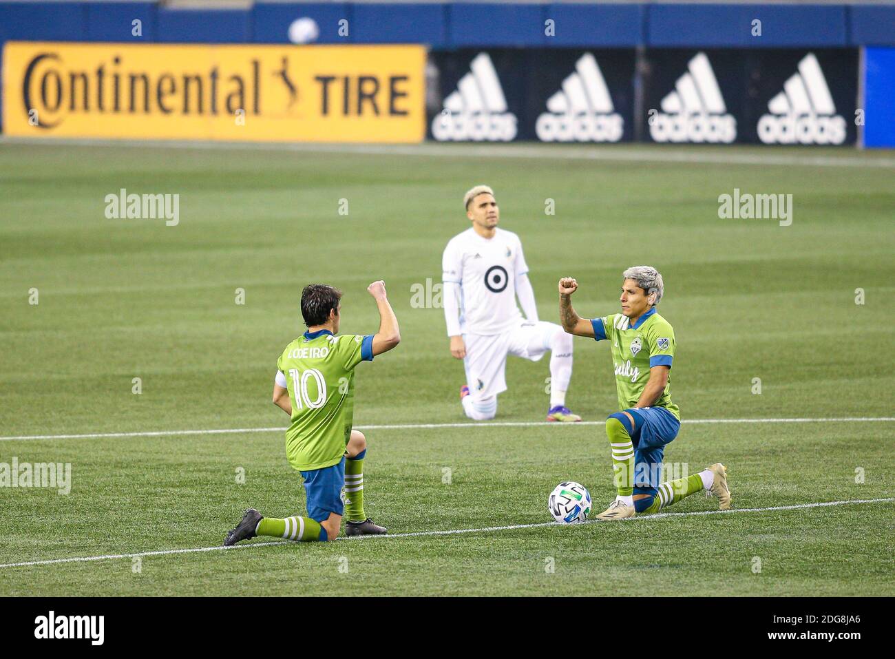 Seattle Sounders midfielder Nicolas Lodeiro (10) and forward Raul Ruidiaz (9) before the first half of the MLS Western Conference Finals against the M Stock Photo