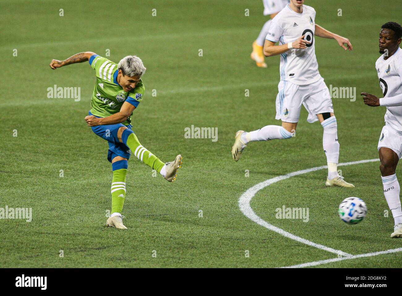 Seattle Sounders forward Raul Ruidiaz (9) shoots on goal during the second half of the MLS Western Conference Finals against the Minnesota United at L Stock Photo